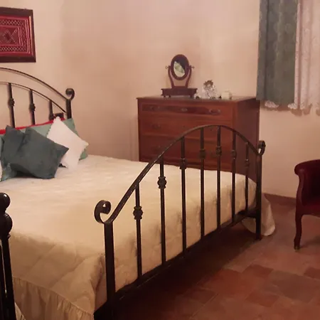 La Casa Di Titty House