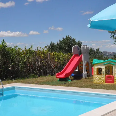 ベッド・アンド・ブレックファスト La Casa Di Titty House 4*